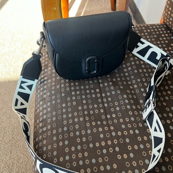 Used - Picture 4 of 4